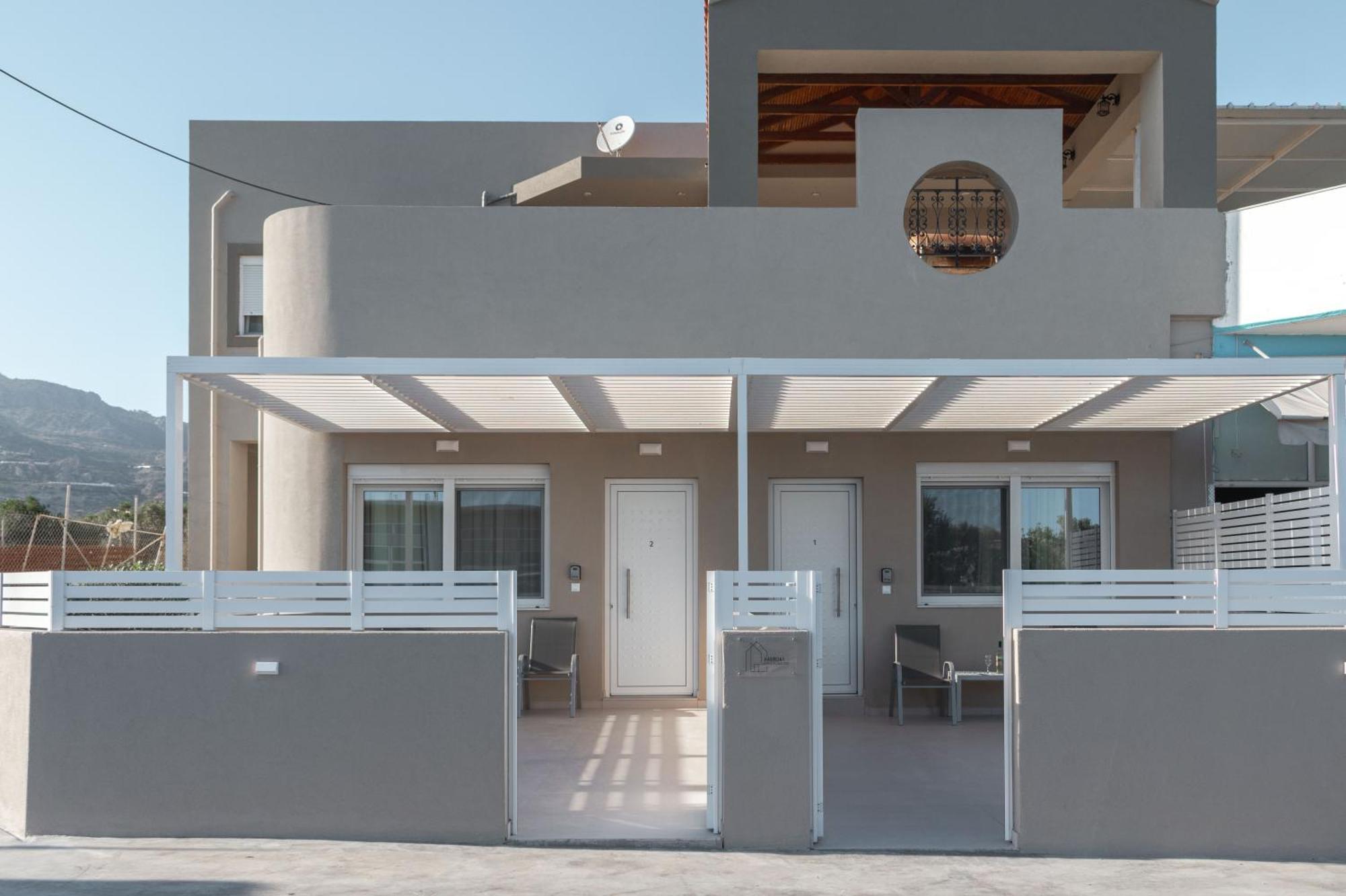 Harmony Luxury Apartment Ierapetra  Bagian luar foto