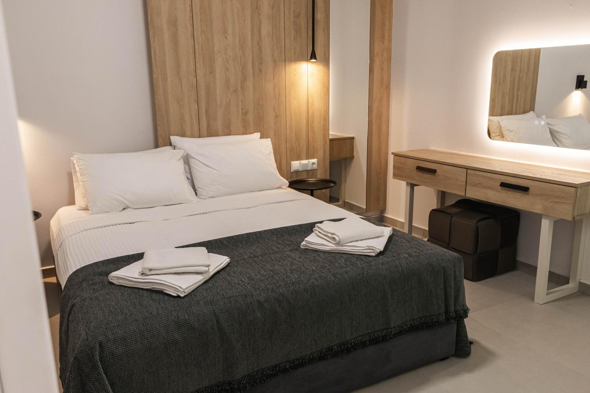 Harmony Luxury Apartment Ierapetra  Bagian luar foto